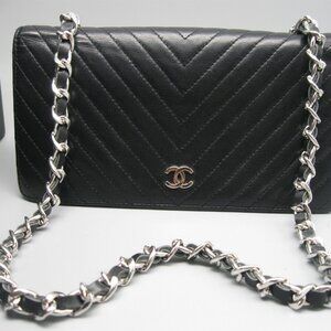 Chanel Black Chevron Lambskin Leather Long Bag Wallet